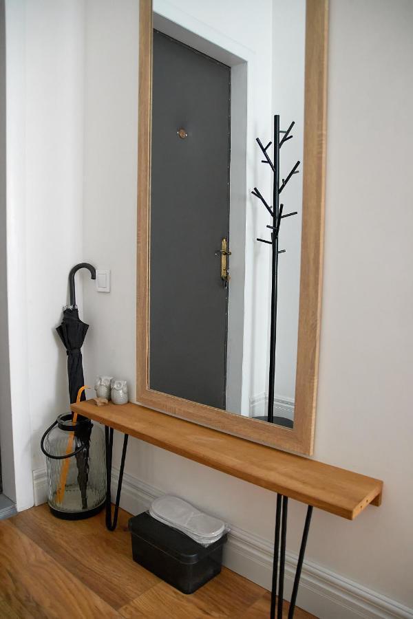 White Door Apartments Heart Of Odessa 1 Bagian luar foto