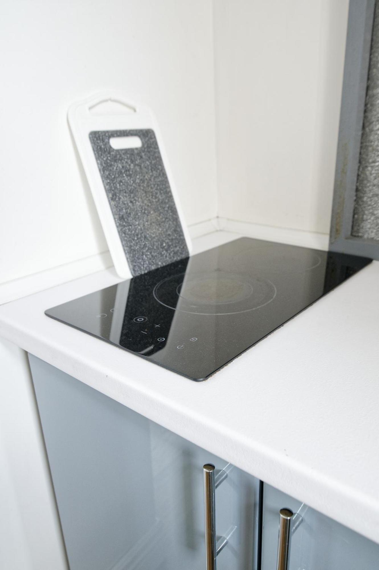 White Door Apartments Heart Of Odessa 1 Bagian luar foto