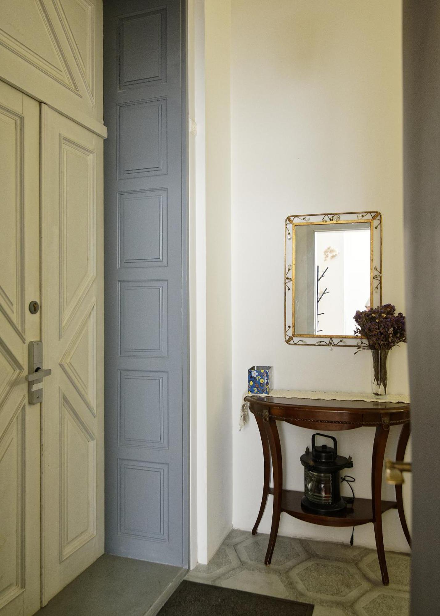 White Door Apartments Heart Of Odessa 1 Bagian luar foto