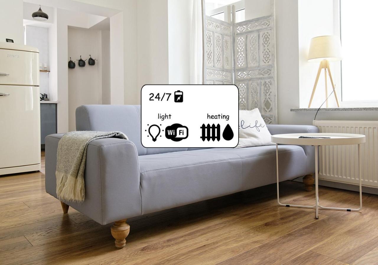 White Door Apartments Heart Of Odessa 1 Bagian luar foto